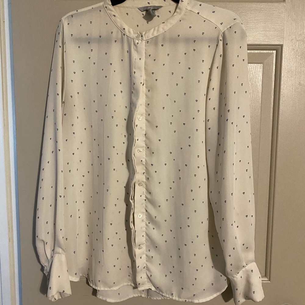 Heart button up